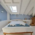 Apartment Corte Sant'andrea - Near *