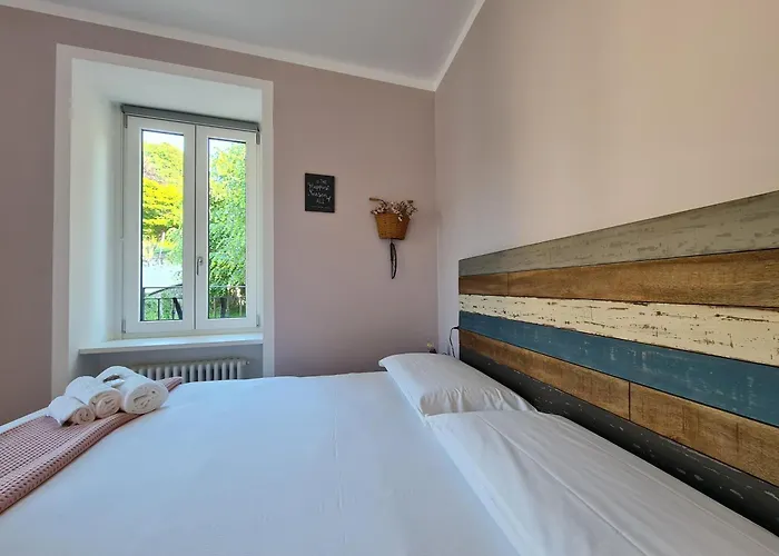 Corte Sant'andrea - Near דירה