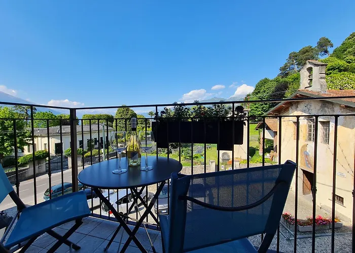 Corte Sant'andrea - Near דירה