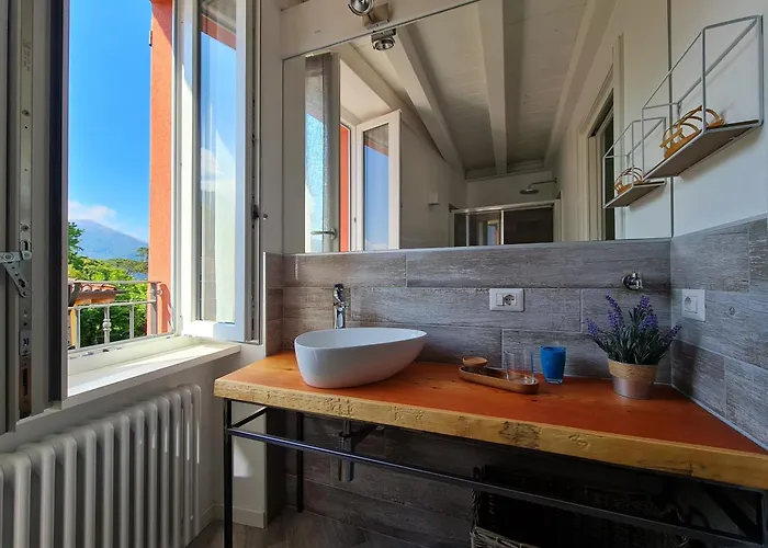 Corte Sant'andrea - Near בלאג'יו